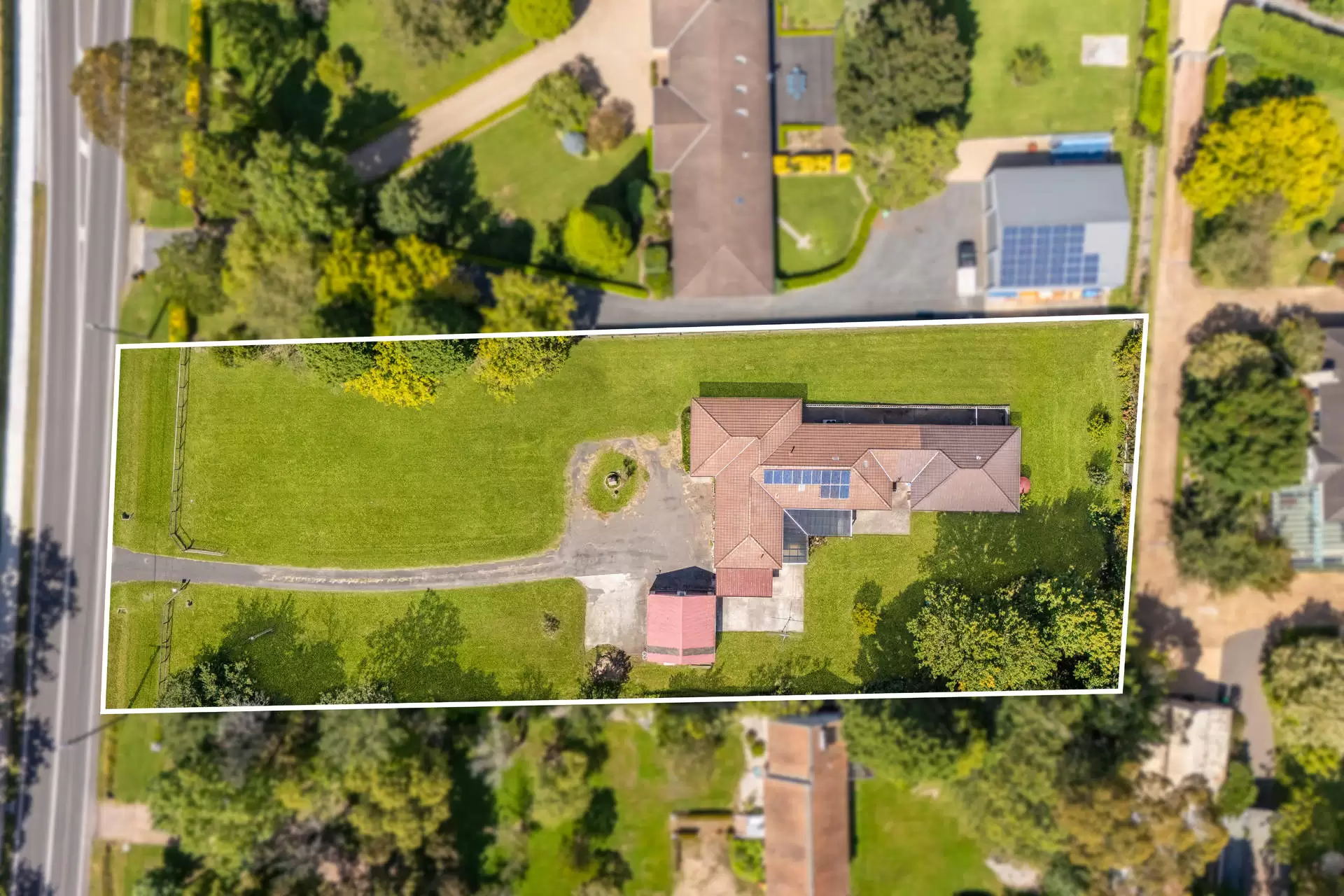 8 Eridge Park Road, Burradoo Sold by Drew Lindsay Sotheby's International Realty - image 11