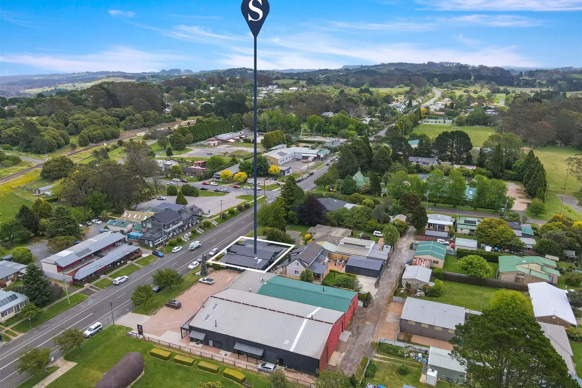 72 Hoddle Street, Robertson For Sale by Drew Lindsay Sotheby's International Realty - image 2