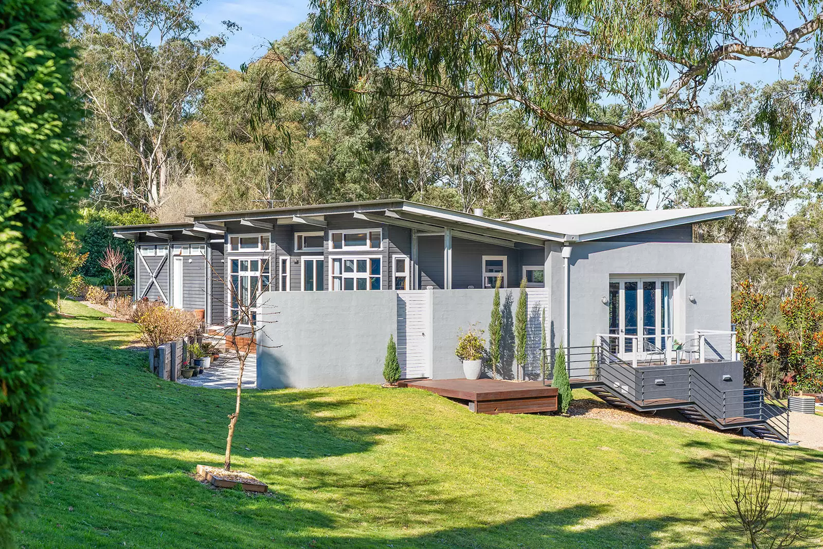 6  Woodbury Court, Bowral For Sale by Drew Lindsay Sotheby's International Realty - image 1