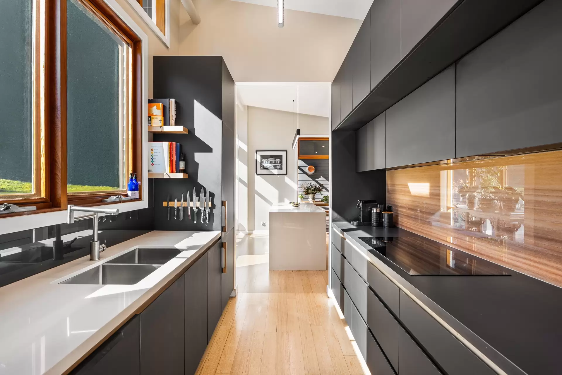 6  Woodbury Court, Bowral For Sale by Drew Lindsay Sotheby's International Realty - image 2