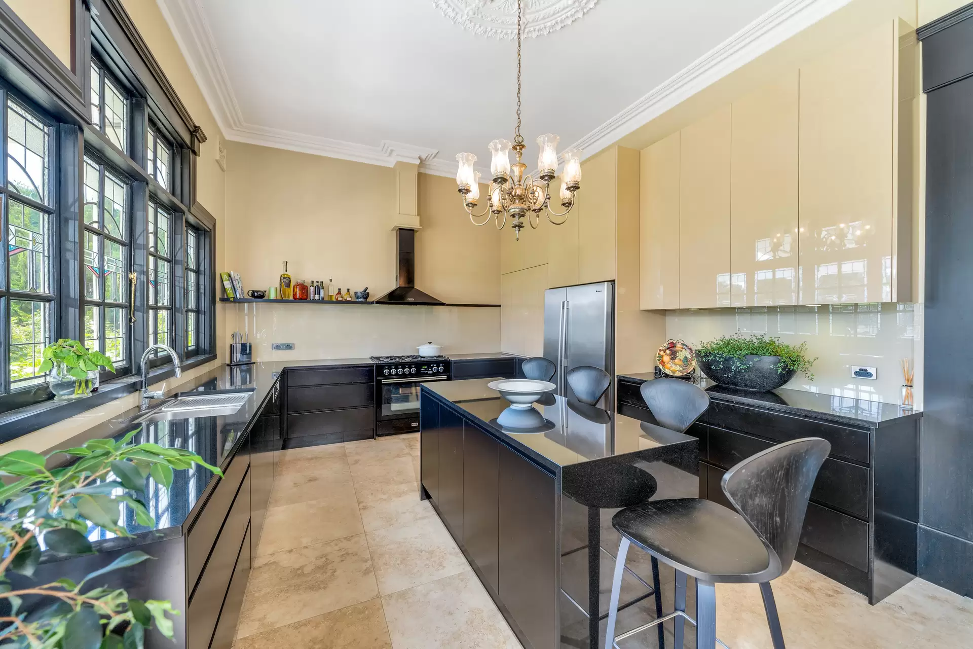 Medway For Sale by Drew Lindsay Sotheby's International Realty - image 8