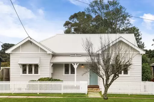 24 Hoddle Street, Robertson Sold by Drew Lindsay Sotheby's International Realty