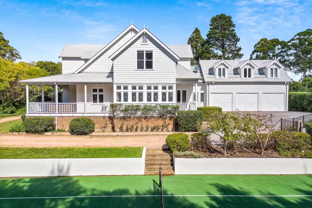 35 Charlton Close, Bowral Sold by Drew Lindsay Sotheby's International Realty