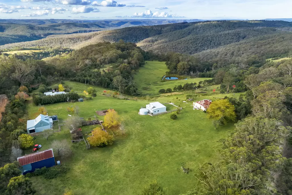 1639 Caoura Road, Tallong Sold by Drew Lindsay Sotheby's International Realty