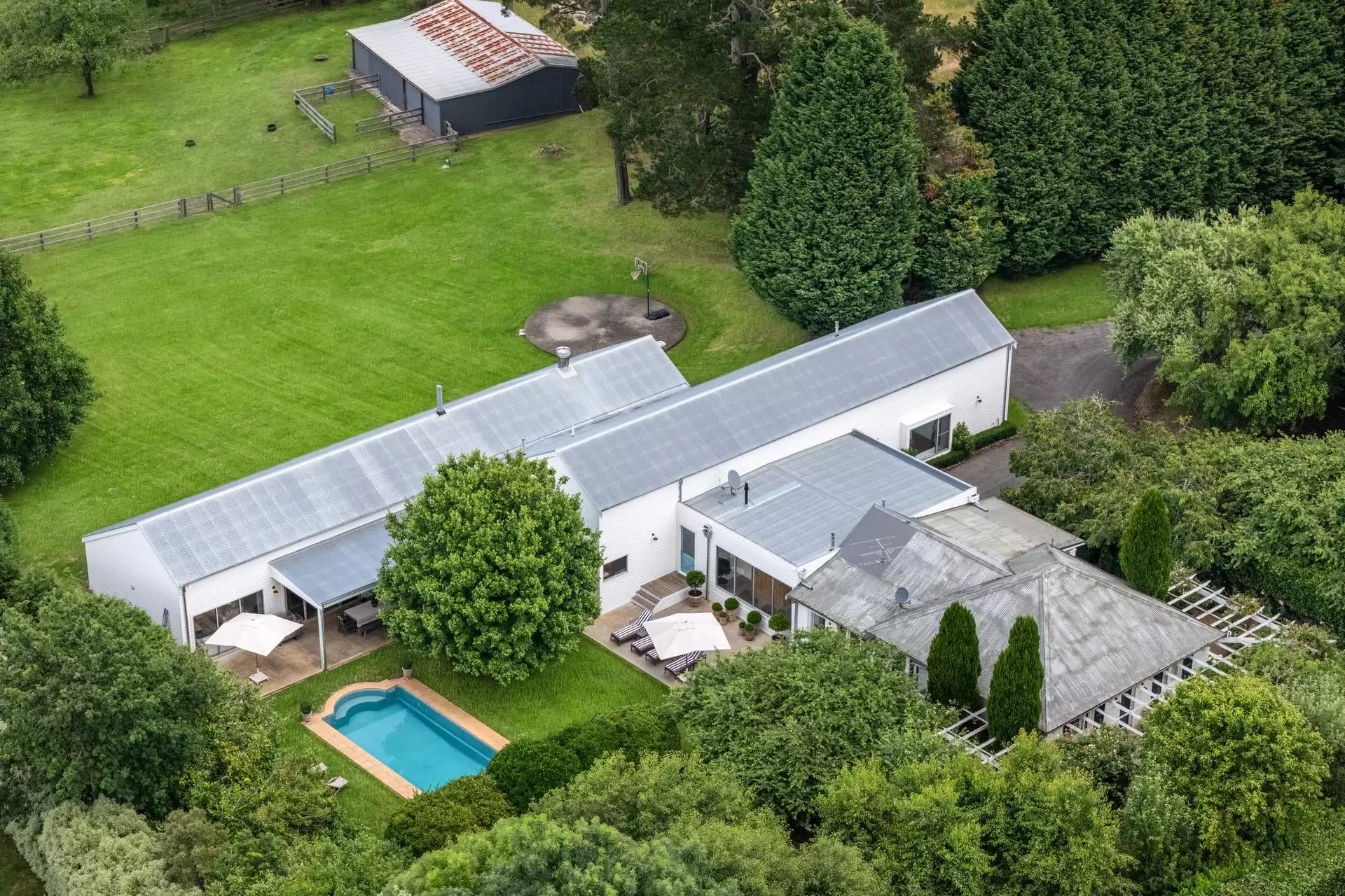 50 George Emery Lane, Glenquarry For Sale by Drew Lindsay Sotheby's International Realty - image 2