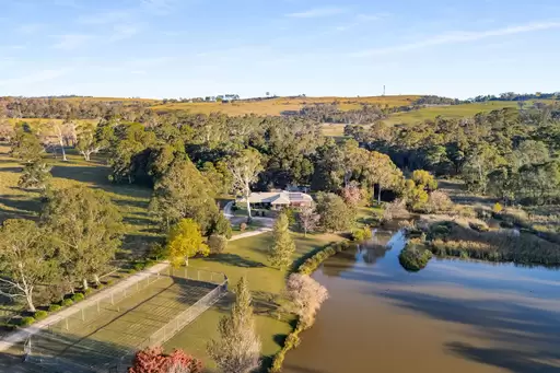271 Woodlands Road, Woodlands Sold by Drew Lindsay Sotheby's International Realty