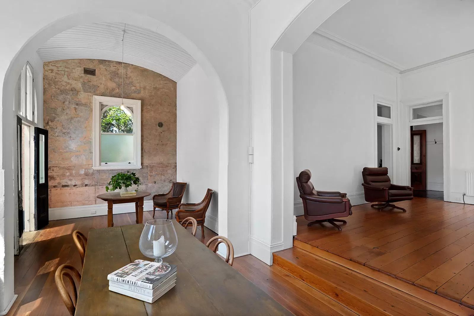 Mittagong For Sale by Drew Lindsay Sotheby's International Realty - image 2