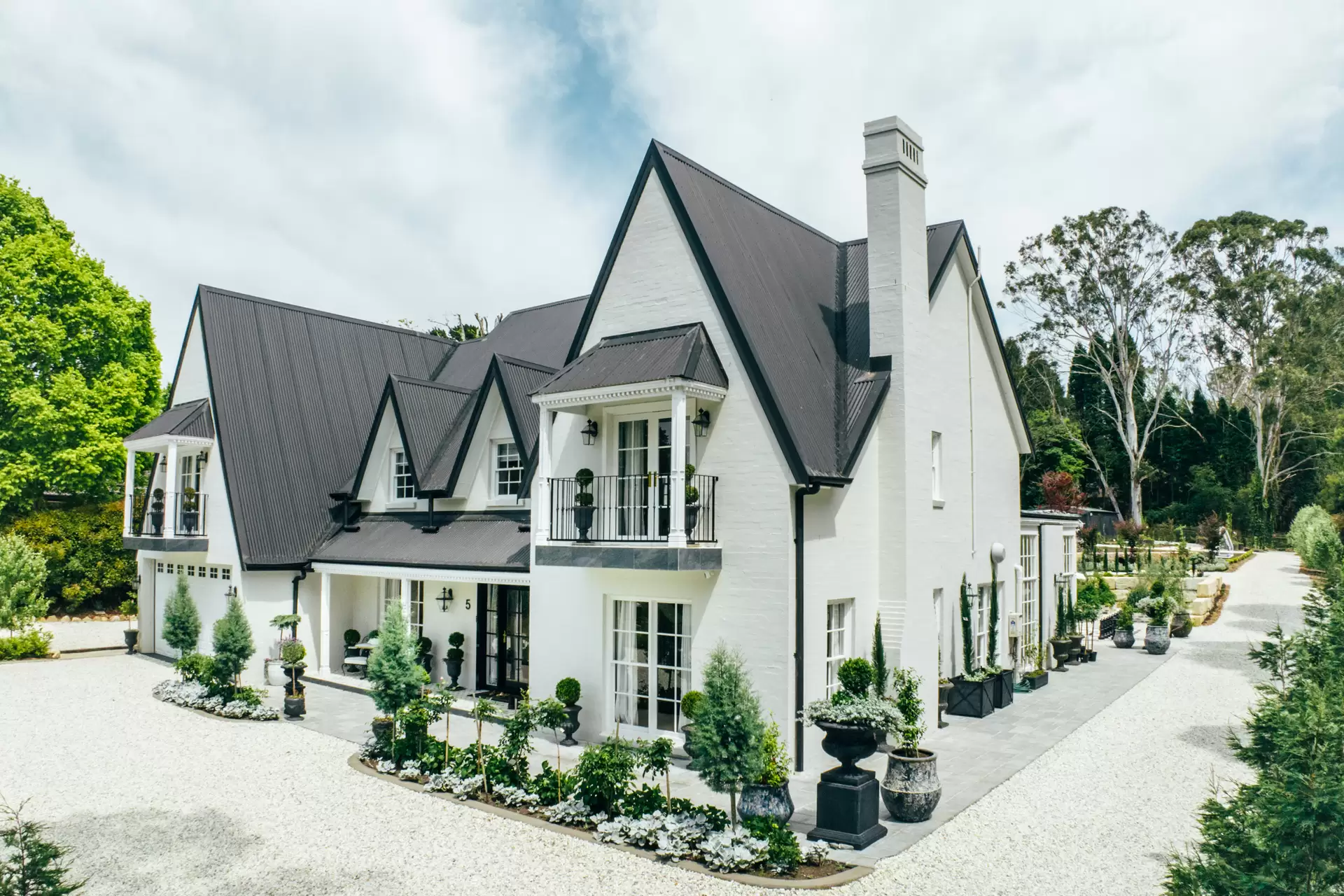 5 Fairway Drive, Bowral Sold by Drew Lindsay Sotheby's International Realty - image 1