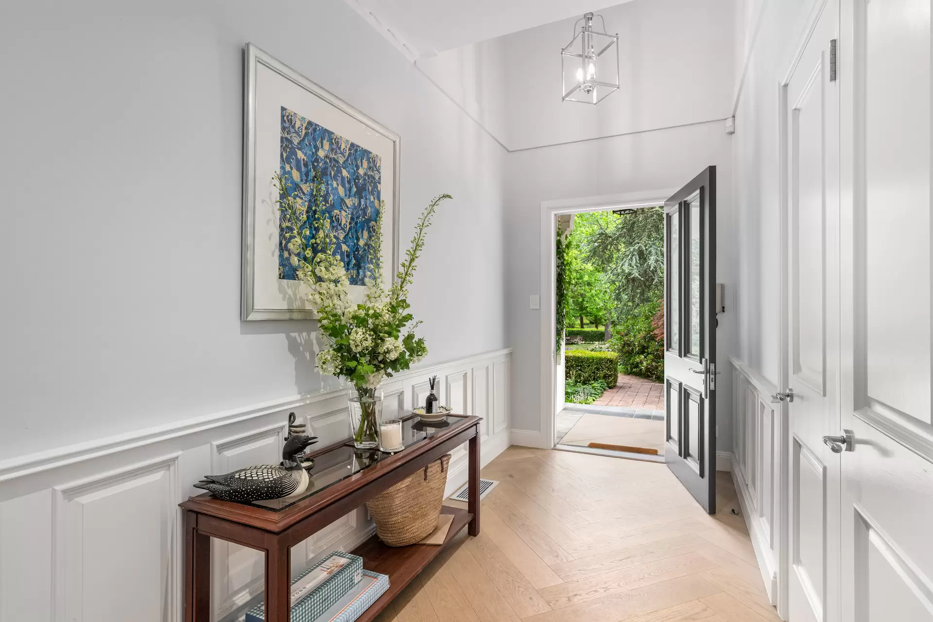 2 Greyleaves Avenue, Burradoo Sold by Drew Lindsay Sotheby's International Realty - image 8