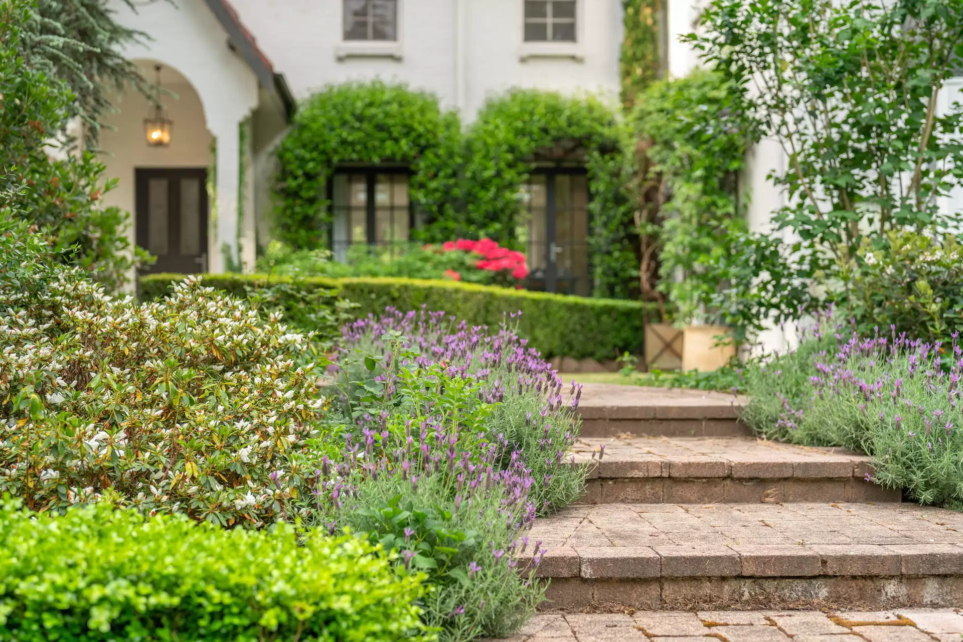 2 Greyleaves Avenue, Burradoo Sold by Drew Lindsay Sotheby's International Realty - image 4