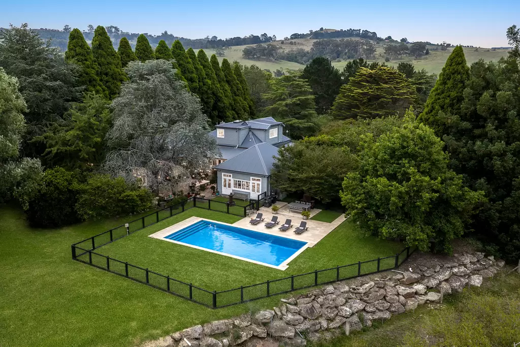 360 Tourist Road, Glenquarry Sold by Drew Lindsay Sotheby's International Realty