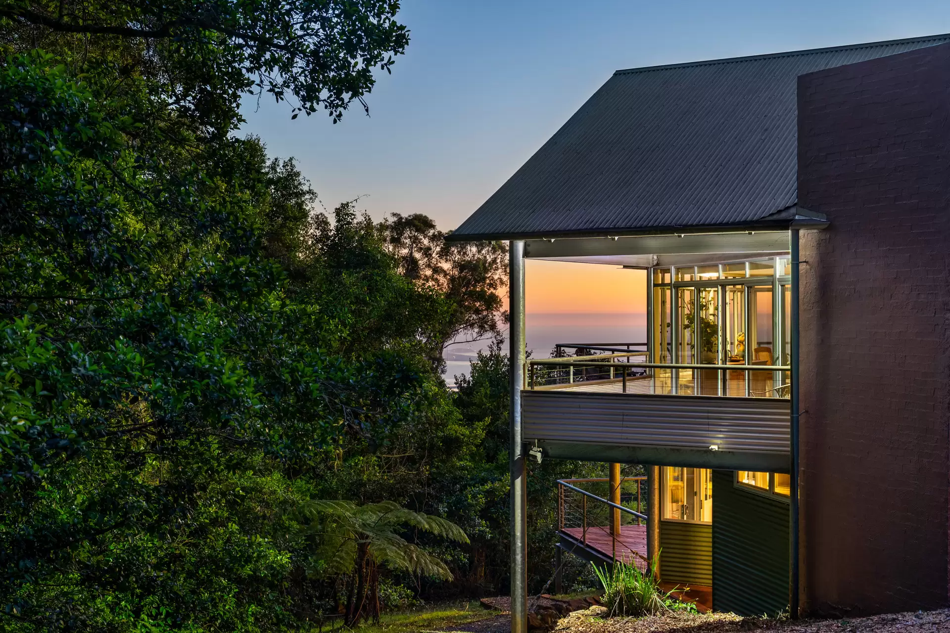 240 Lees Road, Robertson For Sale by Drew Lindsay Sotheby's International Realty - image 2