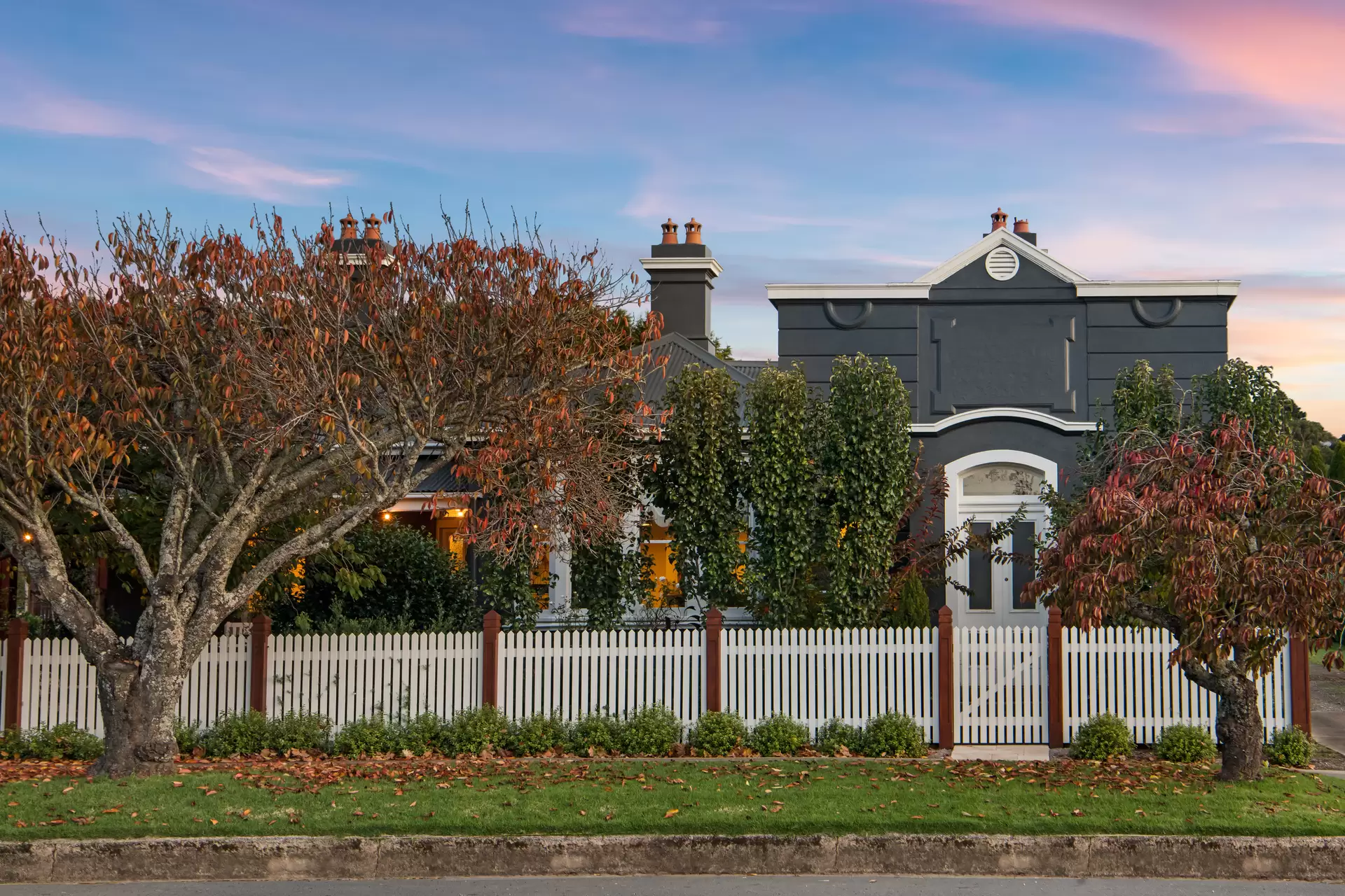 67-69 Hoddle Street, Robertson For Sale by Drew Lindsay Sotheby's International Realty - image 2