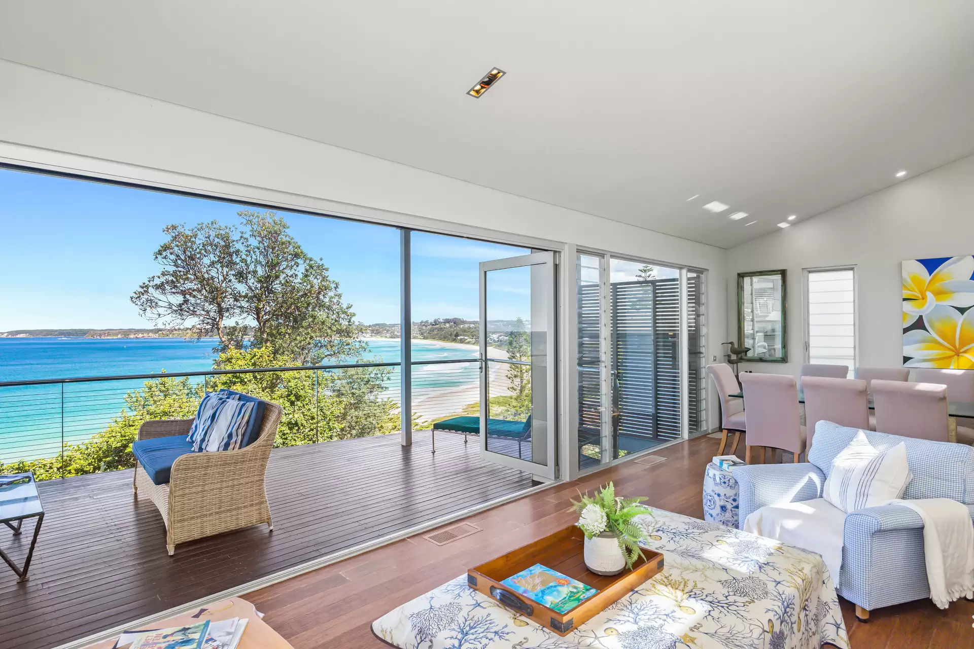 154 Mitchell Parade, Mollymook Beach For Sale by Drew Lindsay Sotheby's International Realty - image 4