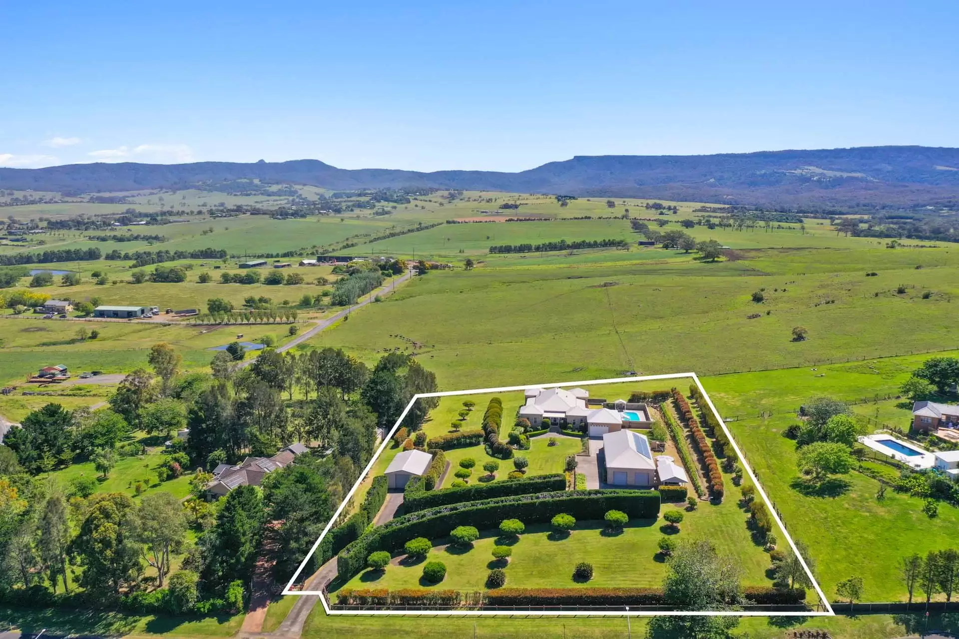 9 Corks Lane, Milton For Sale by Drew Lindsay Sotheby's International Realty - image 2