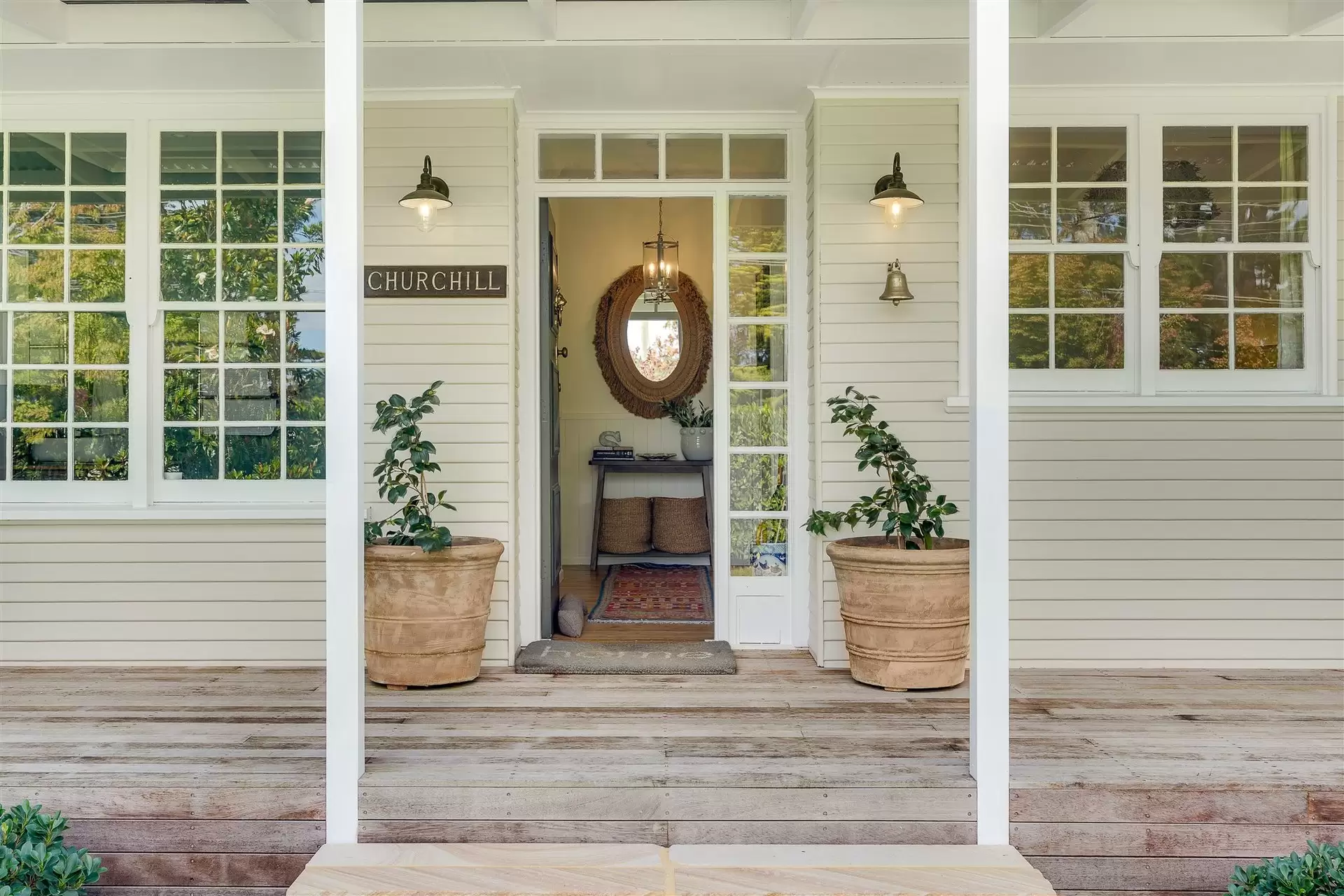 15 Kings Road, Moss Vale Sold by Drew Lindsay Sotheby's International Realty - image 1