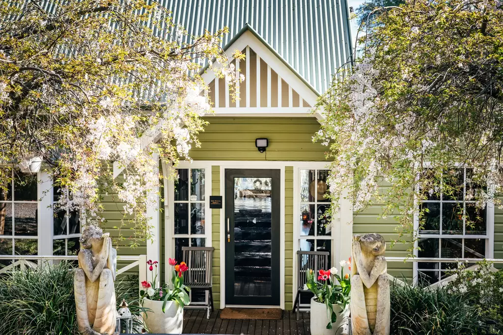 7 Ellen Street, Bowral For Sale by Drew Lindsay Sotheby's International Realty