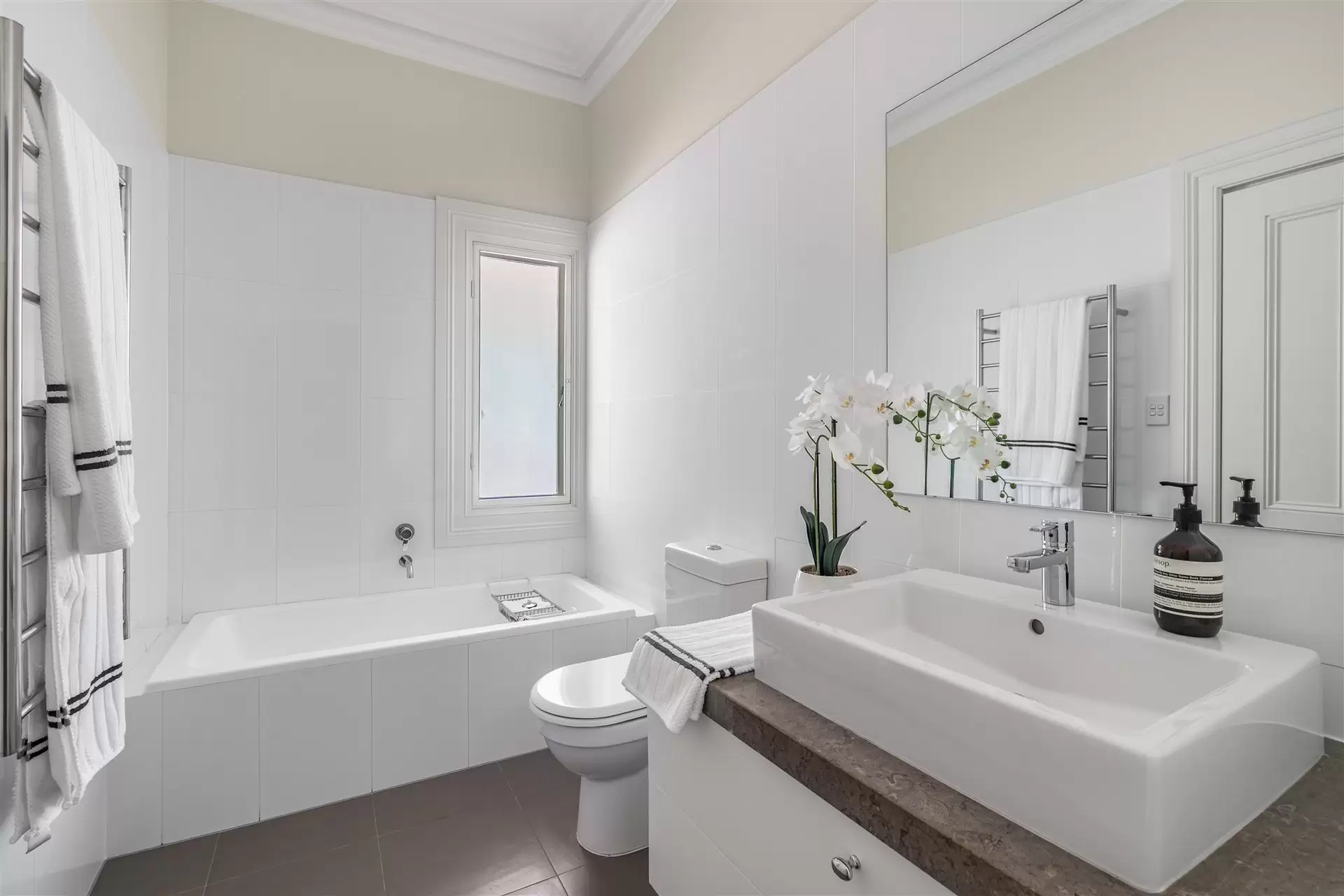 15 Gibraltar Road, Bowral Sold by Drew Lindsay Sotheby's International Realty - image 22
