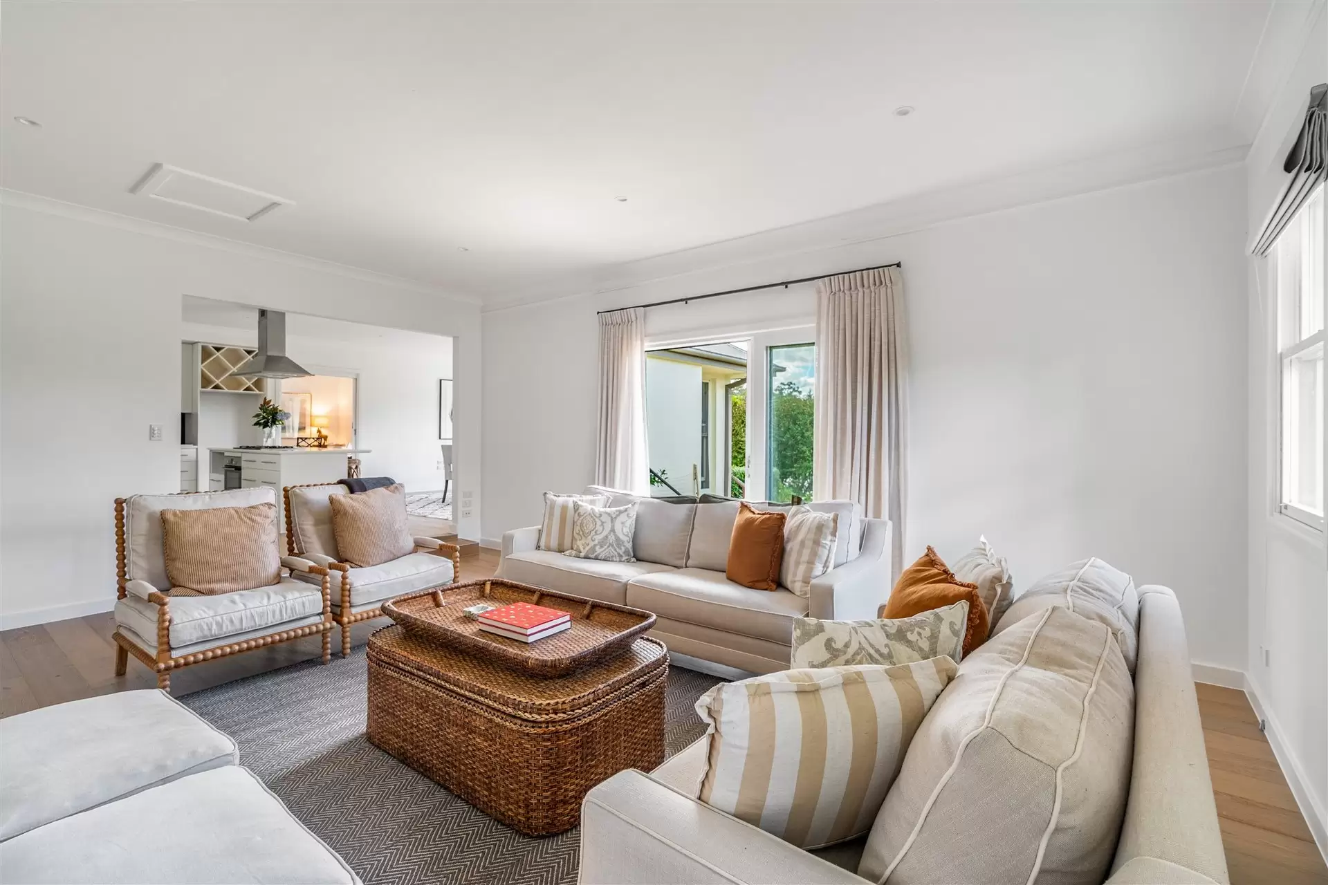 15 Gibraltar Road, Bowral Sold by Drew Lindsay Sotheby's International Realty - image 32