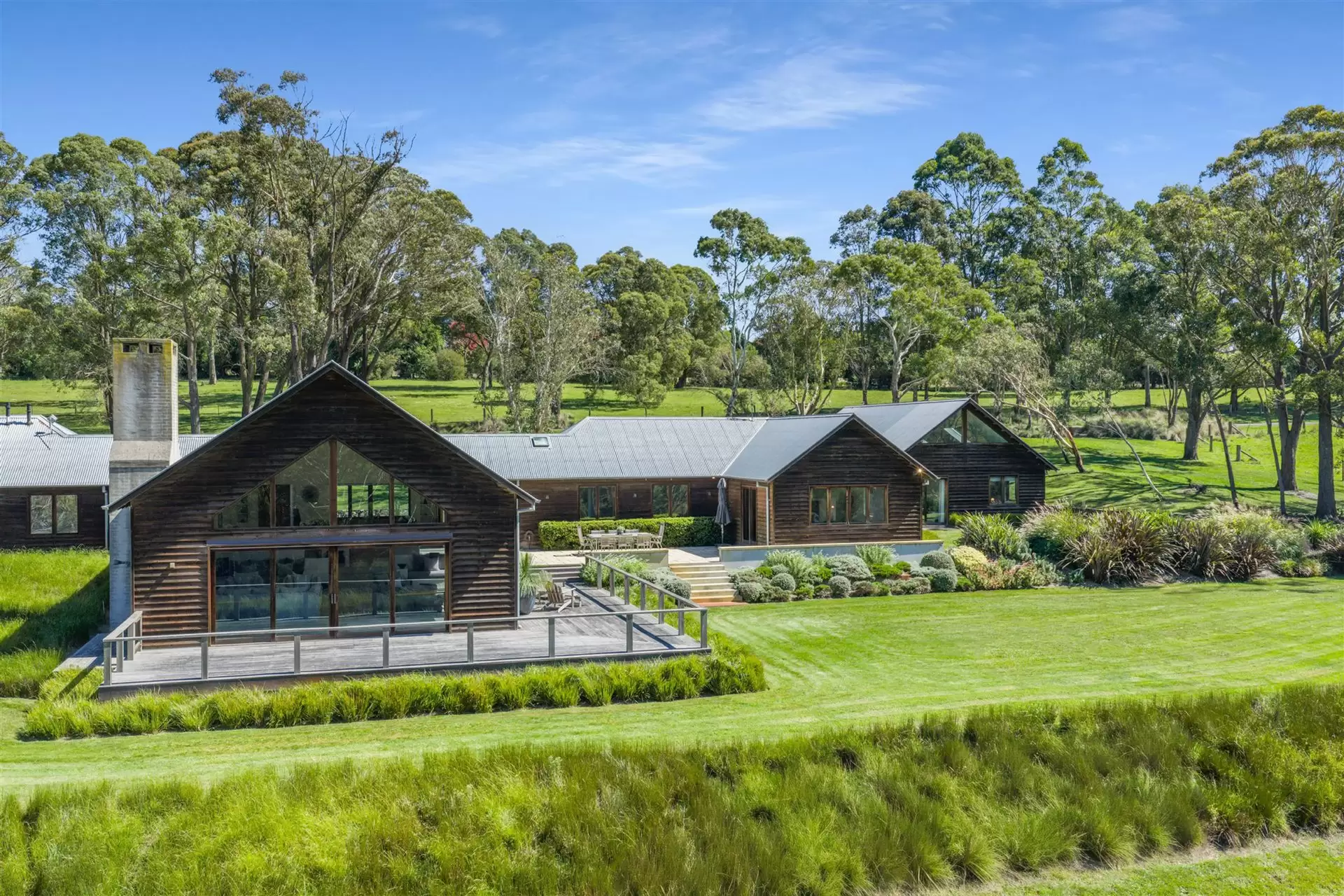 565 Oxleys Hill Road, Berrima For Sale by Drew Lindsay Sotheby's International Realty - image 2