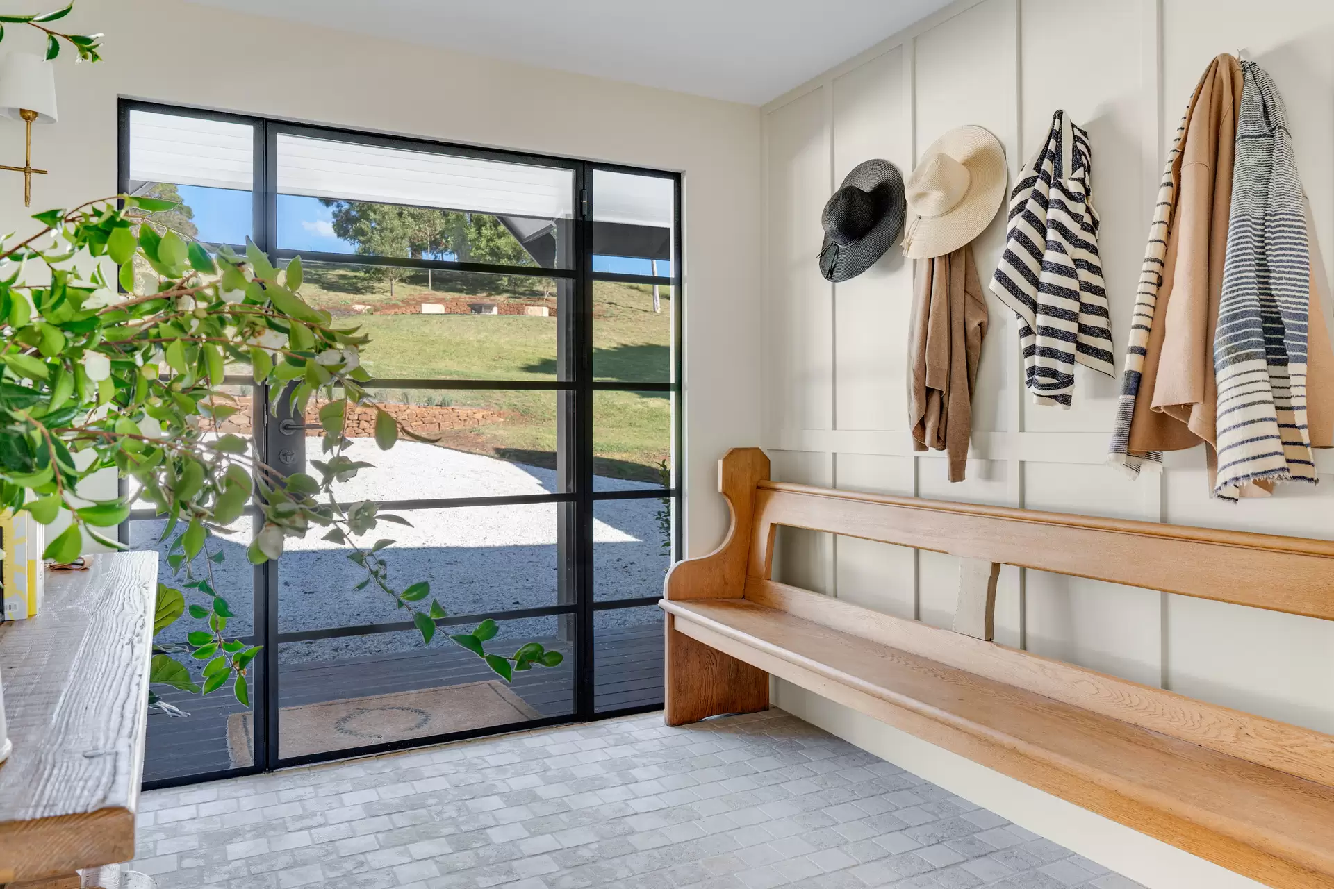 941 Range Road, Glenquarry Sold by Drew Lindsay Sotheby's International Realty - image 4