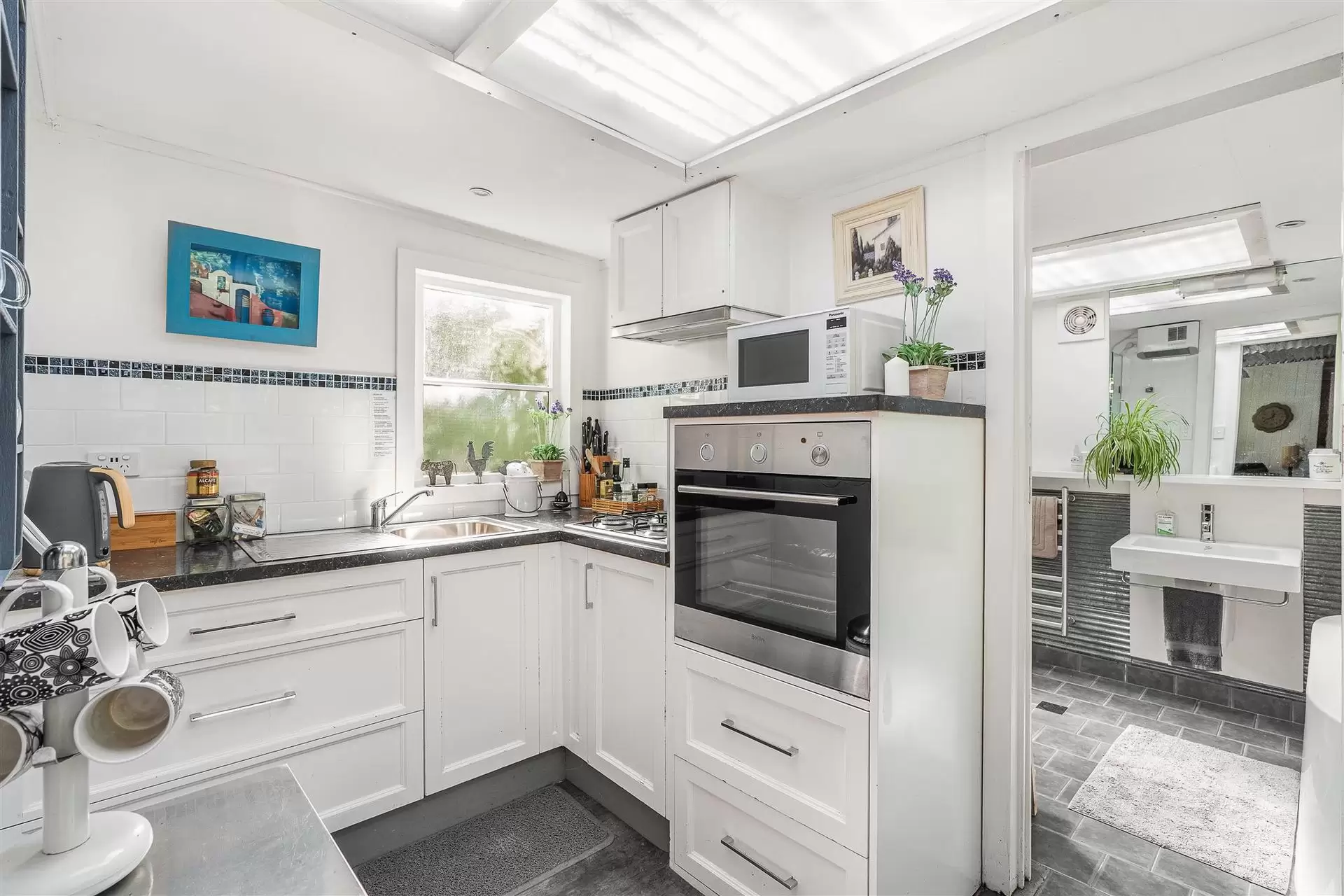 Burradoo For Sale by Drew Lindsay Sotheby's International Realty - image 15