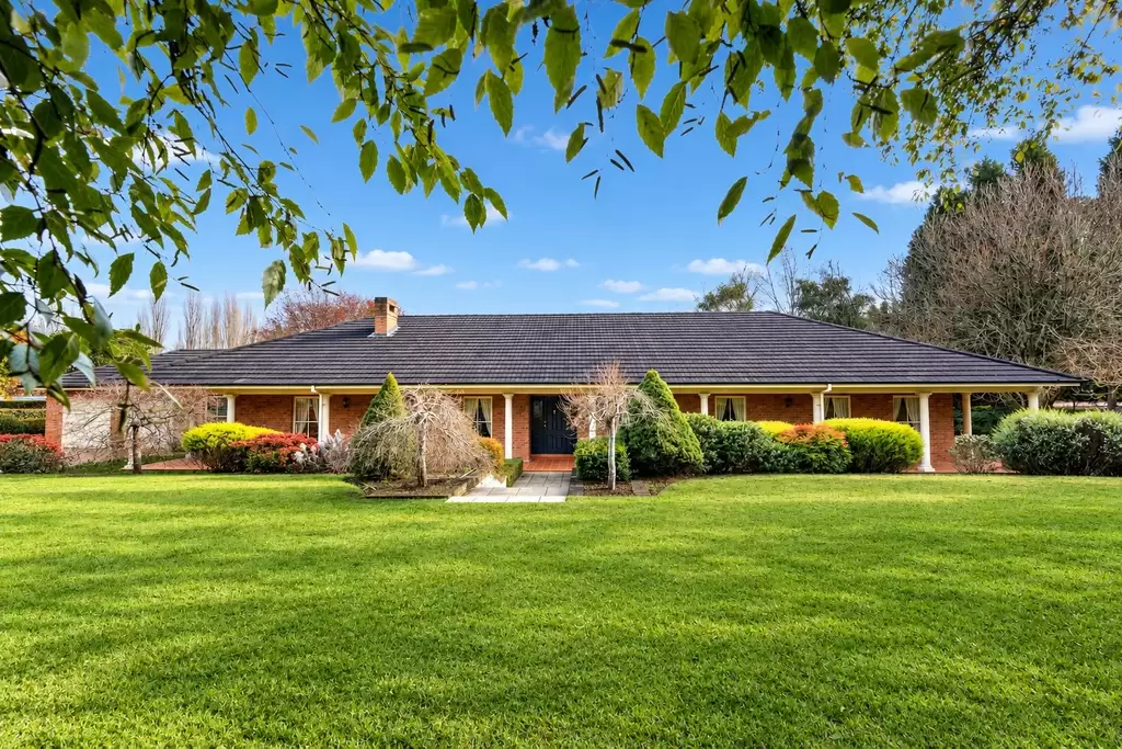 51 Hurlingham Avenue, Burradoo For Sale by Drew Lindsay Sotheby's International Realty