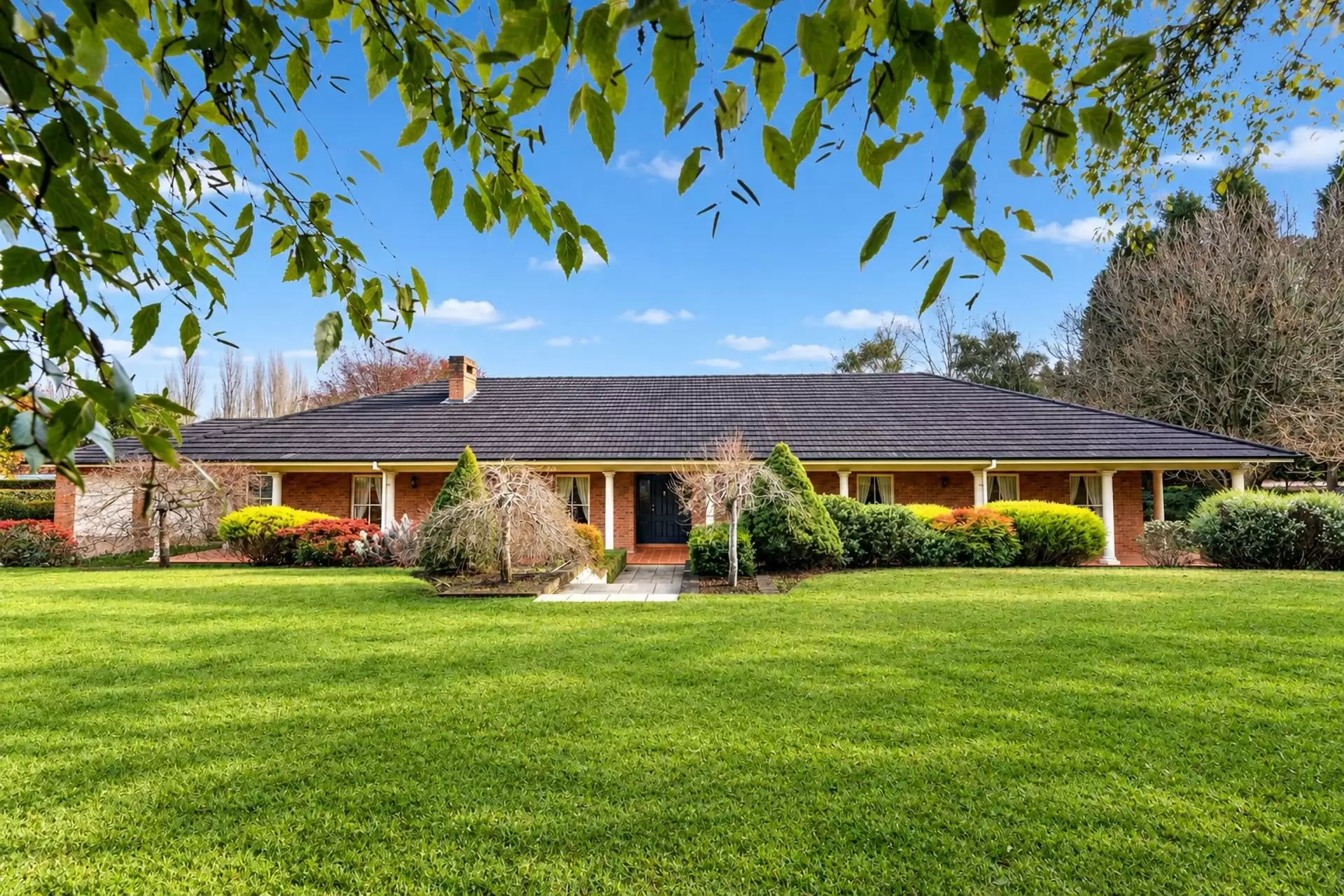 51 Hurlingham Avenue, Burradoo For Sale by Drew Lindsay Sotheby's International Realty - image 1