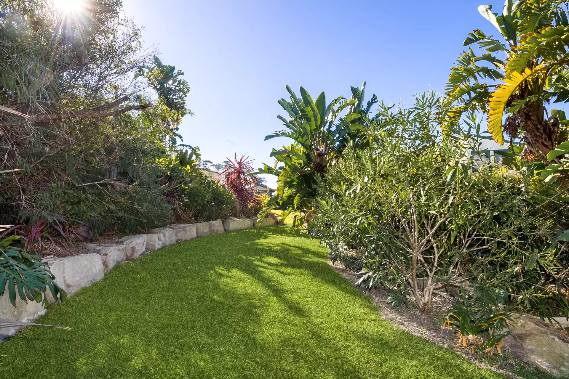 75 Cyrus Street, Hyams Beach Sold by Drew Lindsay Sotheby's International Realty - image 19
