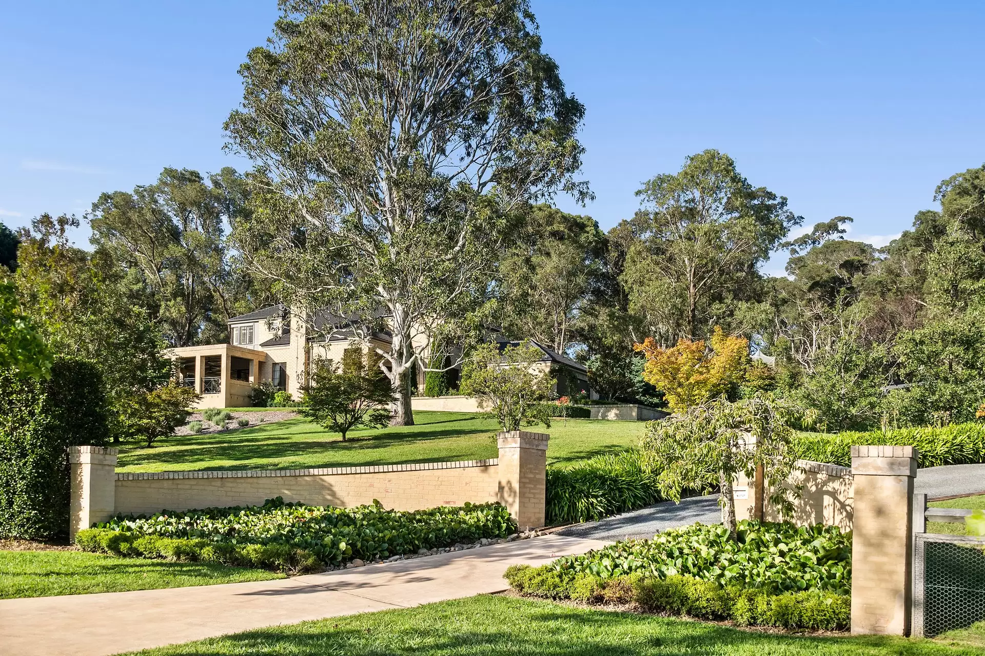 13 Carisbrooke Row, Bowral For Sale by Drew Lindsay Sotheby's International Realty - image 3