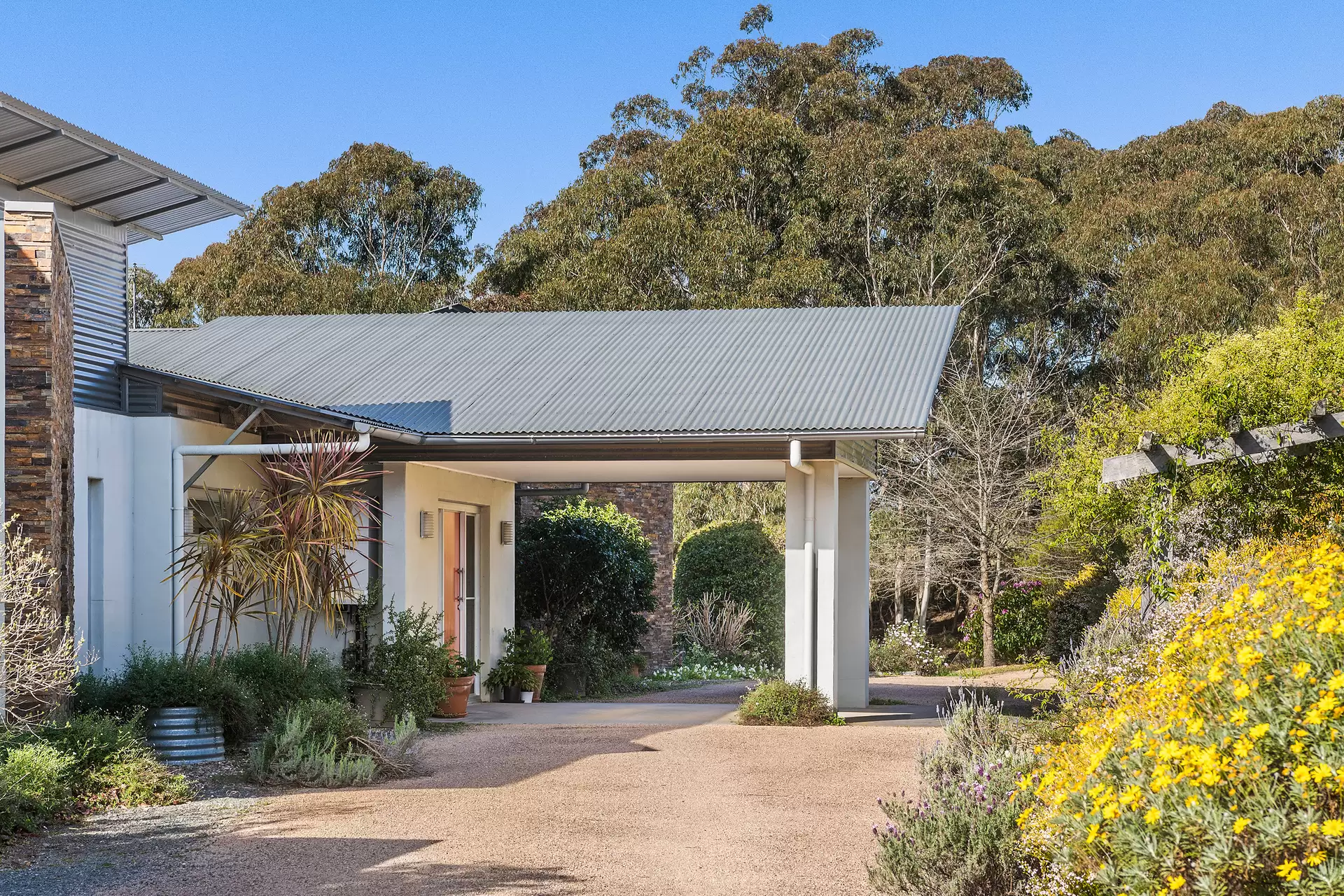 1095 Caoura Road, Tallong Sold by Drew Lindsay Sotheby's International Realty - image 3