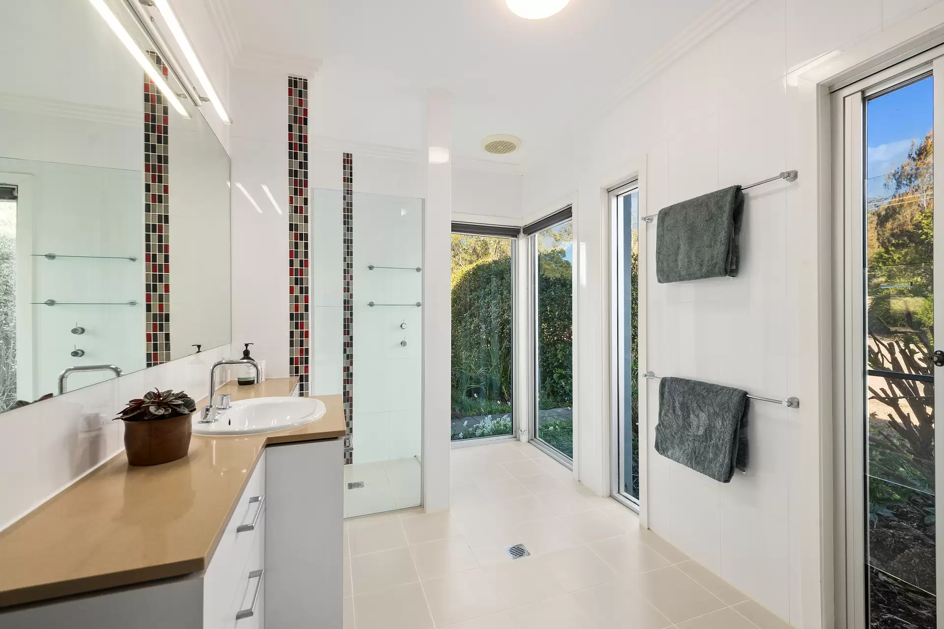 1095 Caoura Road, Tallong Sold by Drew Lindsay Sotheby's International Realty - image 12