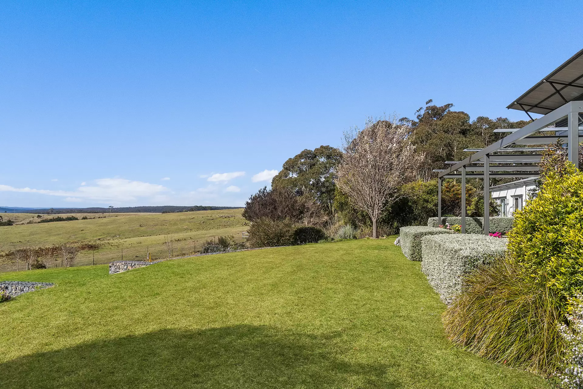1095 Caoura Road, Tallong Sold by Drew Lindsay Sotheby's International Realty - image 4