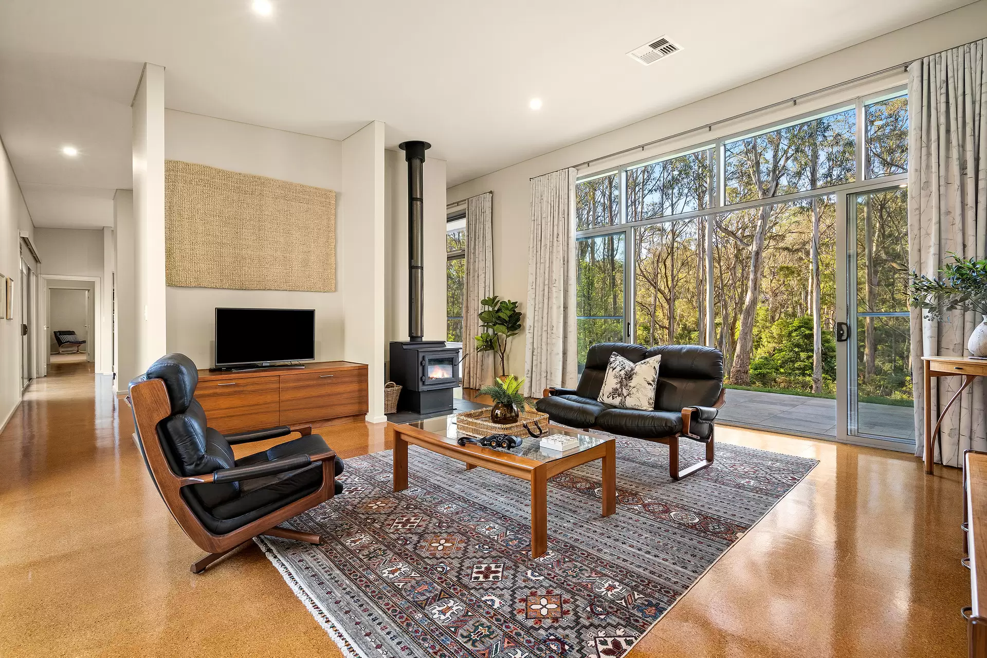 26 Kimberley Drive, Bowral For Sale by Drew Lindsay Sotheby's International Realty - image 5