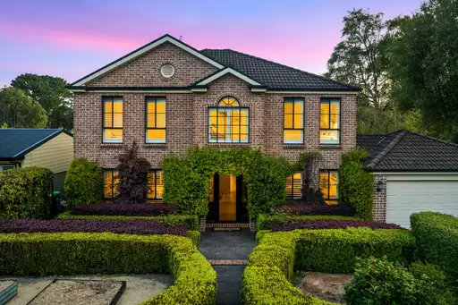 57 High Street, Robertson For Sale by Drew Lindsay Sotheby's International Realty