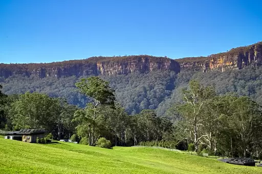 368A Bunkers Hill Road, Barrengarry For Sale by Drew Lindsay Sotheby's International Realty